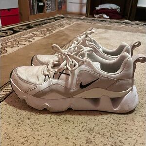 Vintage Nike Wmns RYZ 365 Summit White Running